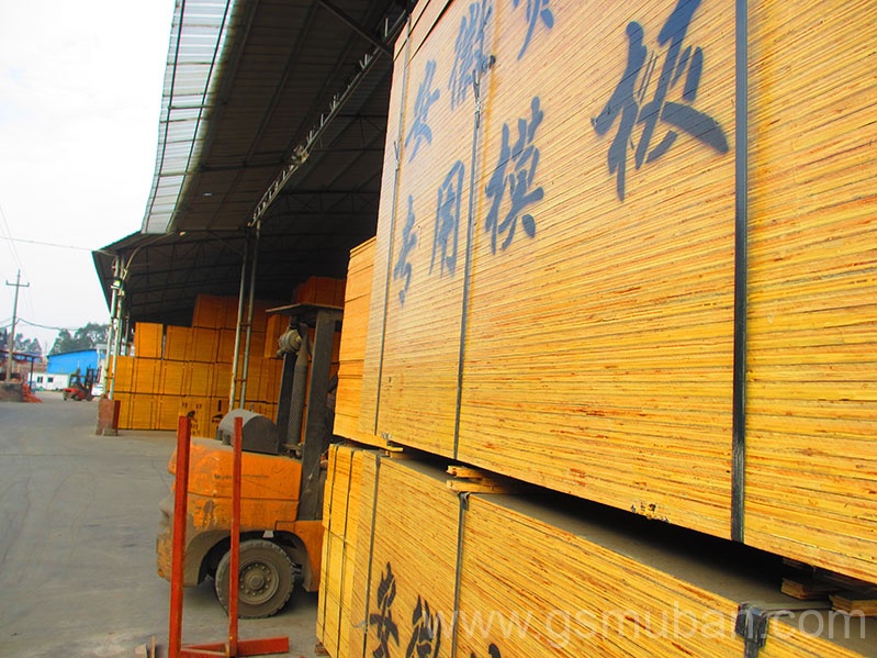 建筑模板黑色紅色哪個便宜?各自優(yōu)點介紹 建筑模板黑色紅色哪個便宜?各自優(yōu)點介紹